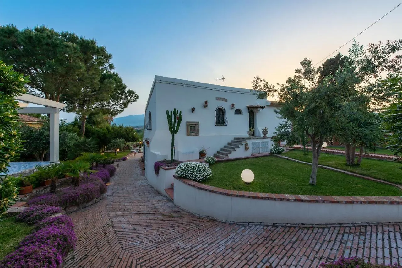 Villa With Pool & Jacuzzi Taormina 0*,  Italy