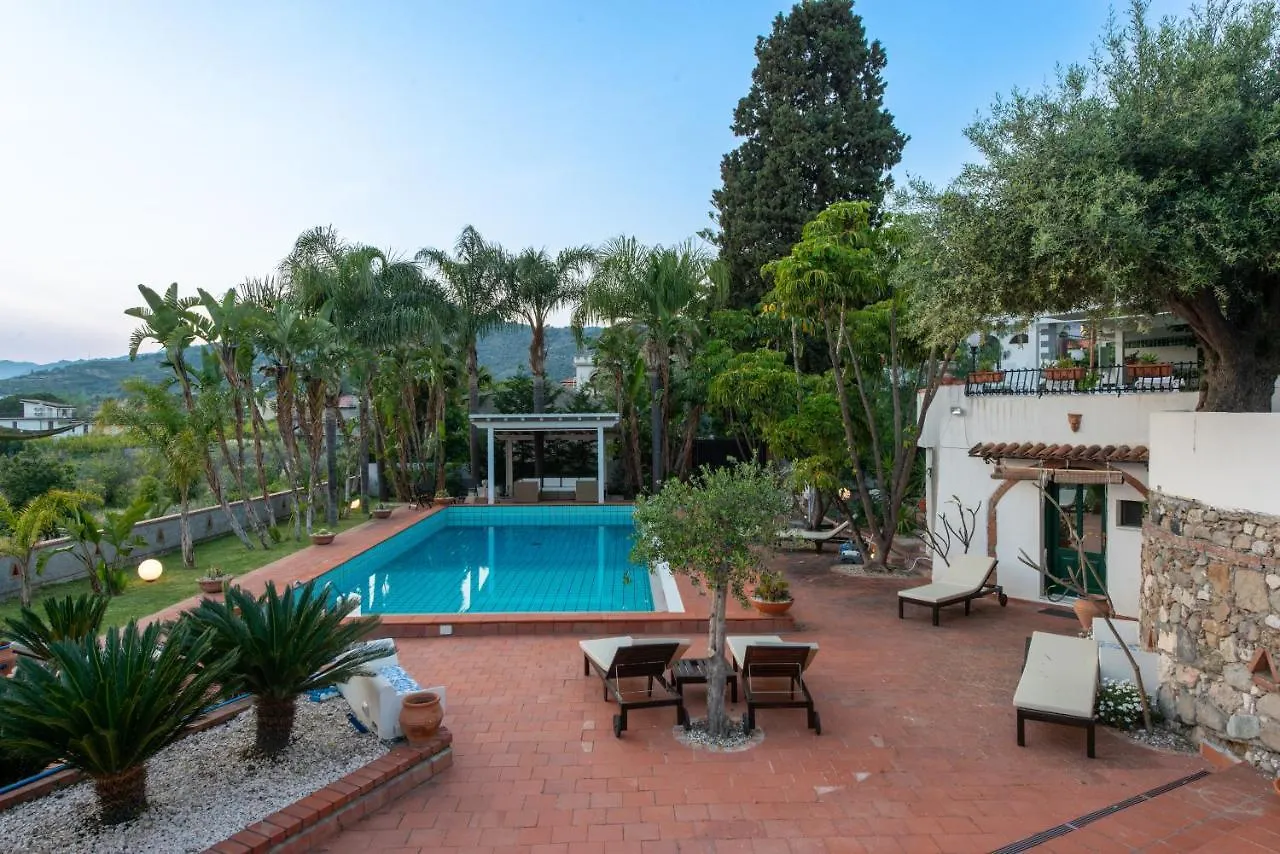 Villa With Pool & Jacuzzi Taormina