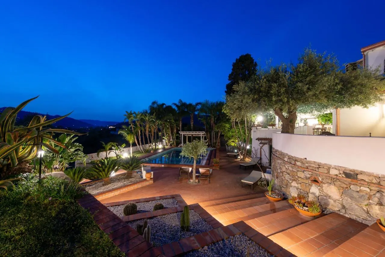 Villa With Pool & Jacuzzi Taormina