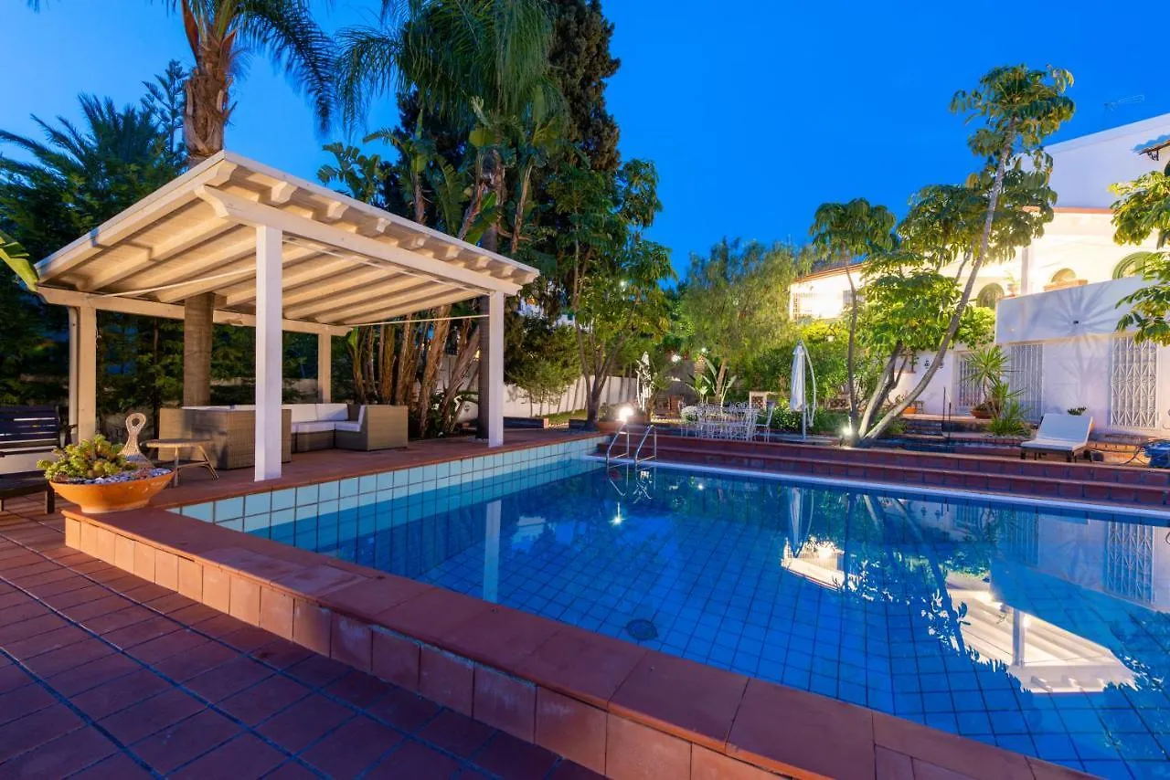 Villa With Pool & Jacuzzi Taormina