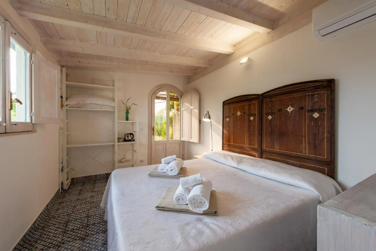 Villa With Pool & Jacuzzi Taormina 0*,