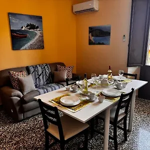  Apartment Mf House