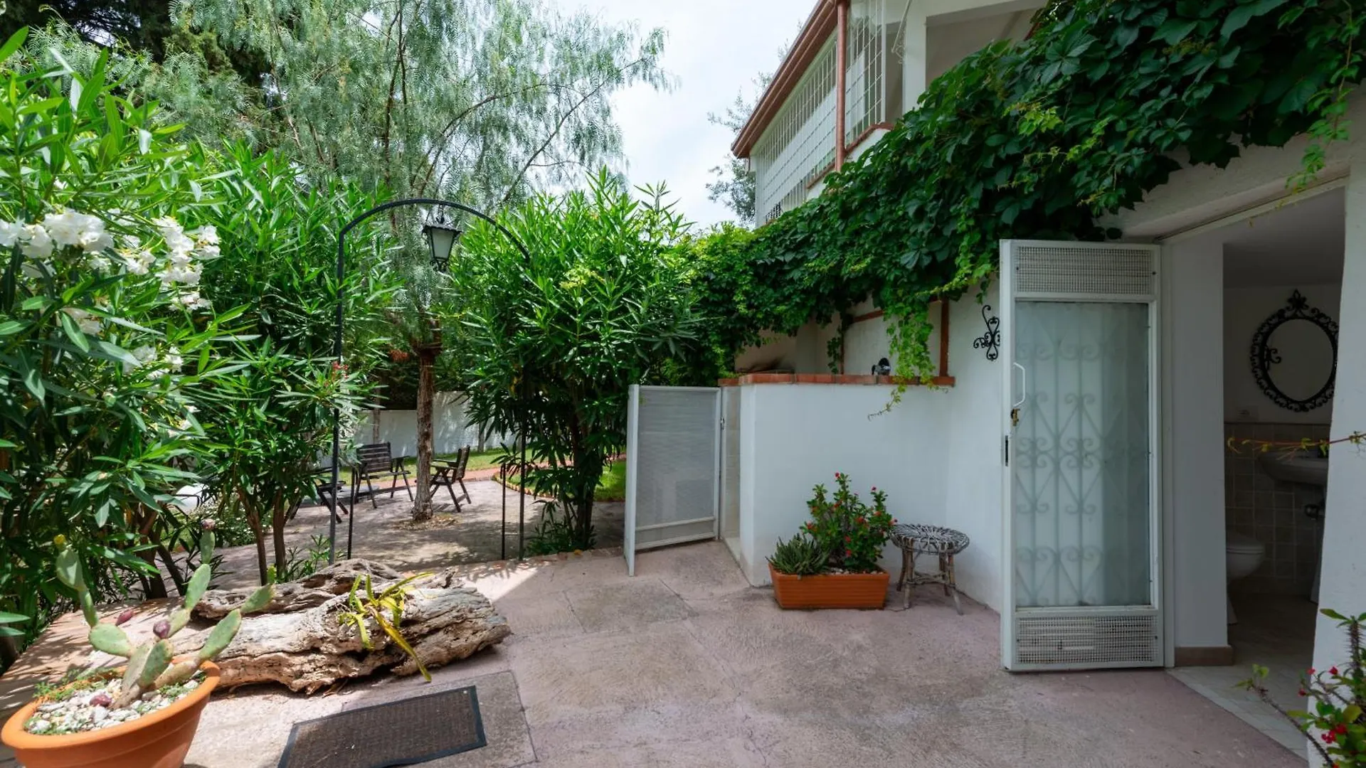 Villa With Pool & Jacuzzi 0*, Taormina Italien
